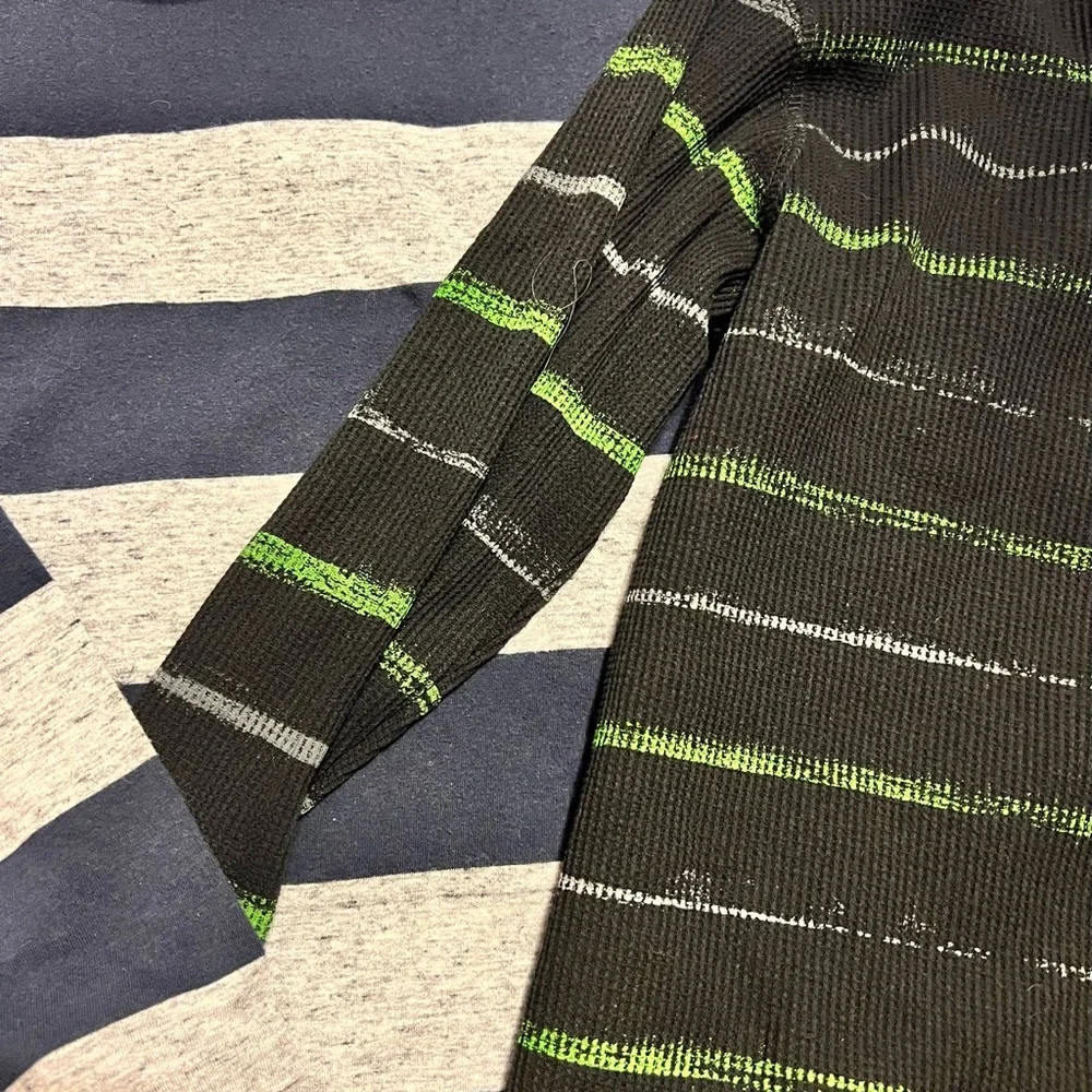 EUC Boys long sleeve shirts lot of 2, First Wave, Cat & Jack - Picture 4 of 4